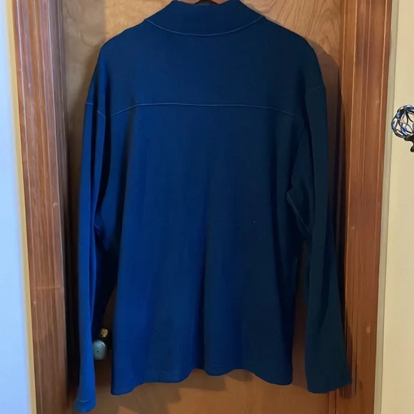 Navy blue sweatshirt. Men’s. - Picture 2 of 5